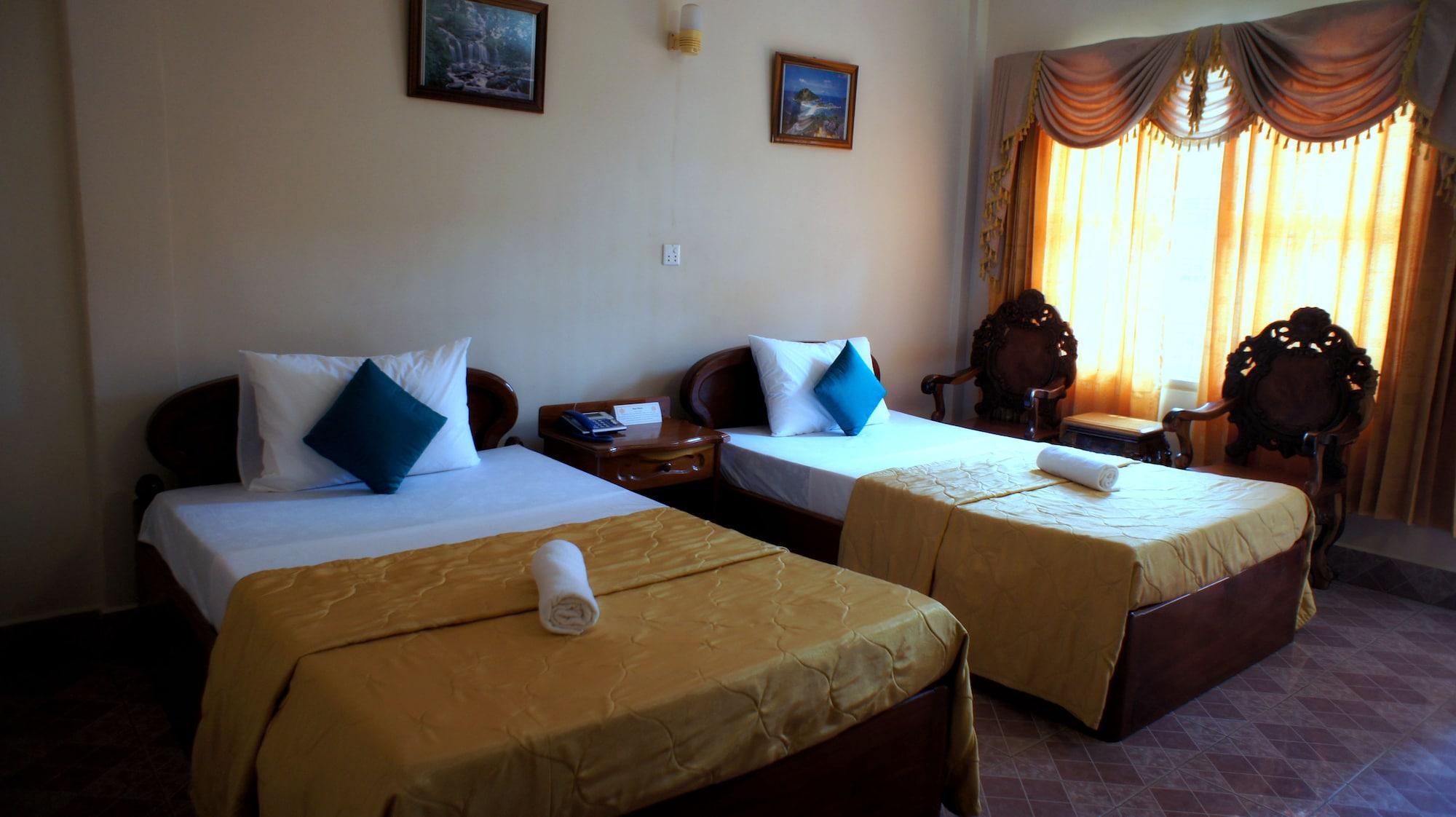 Royal Hotel Battambang Luaran gambar