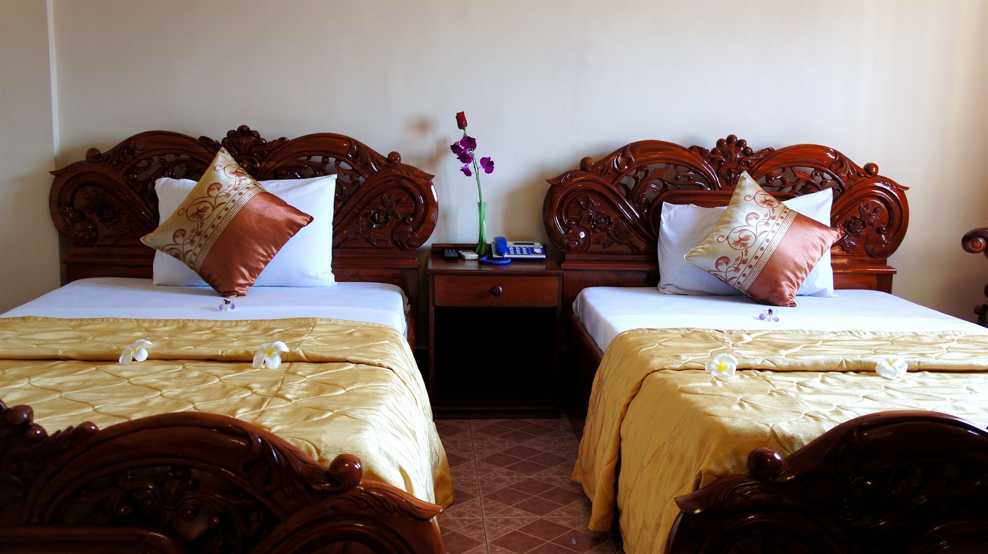 Royal Hotel Battambang Luaran gambar