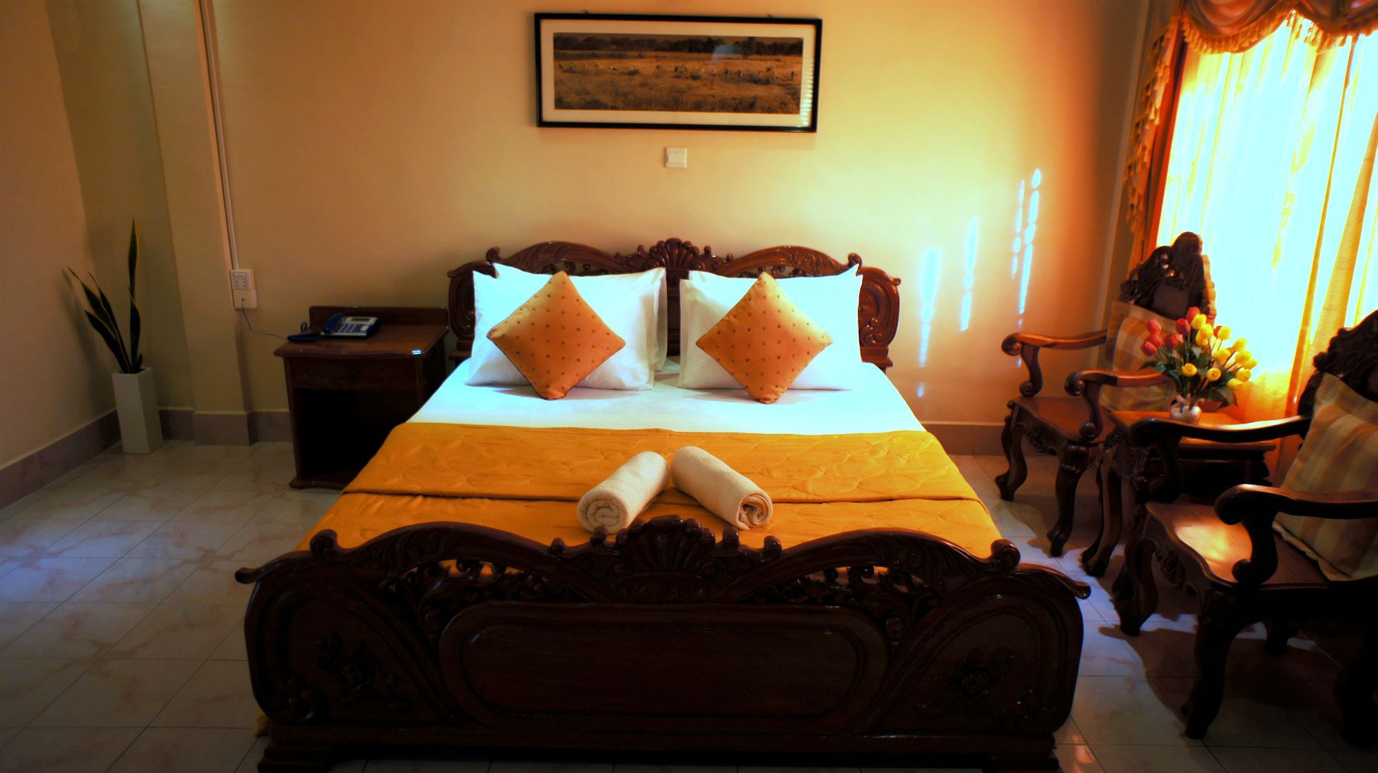 Royal Hotel Battambang Luaran gambar